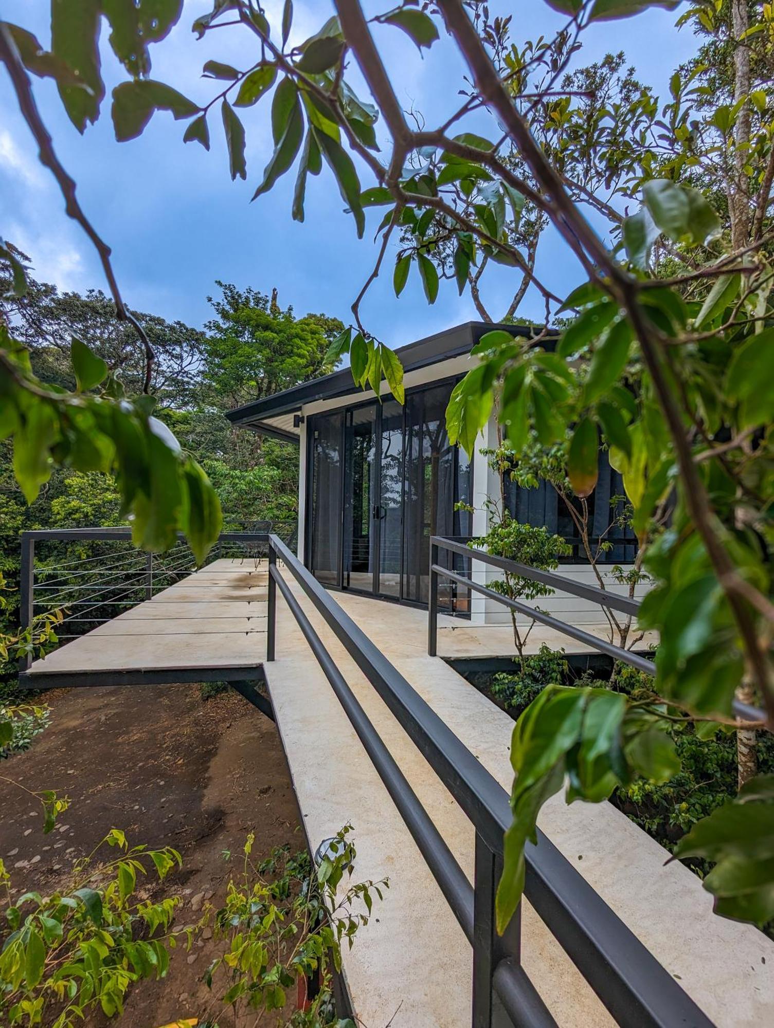 Quality Cabins モンテベルデ エクステリア 写真